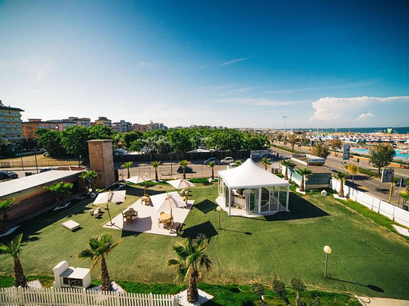 Hotel Park image