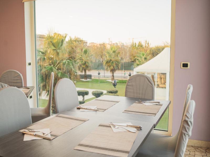 Hotel Park image