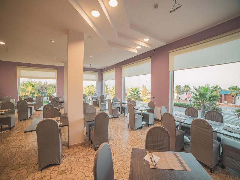 Hotel Park image