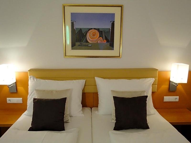 City Hotel Albrecht Schwechat image