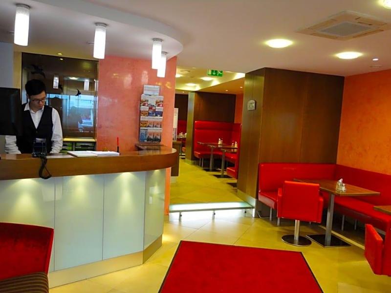 City Hotel Albrecht Schwechat image