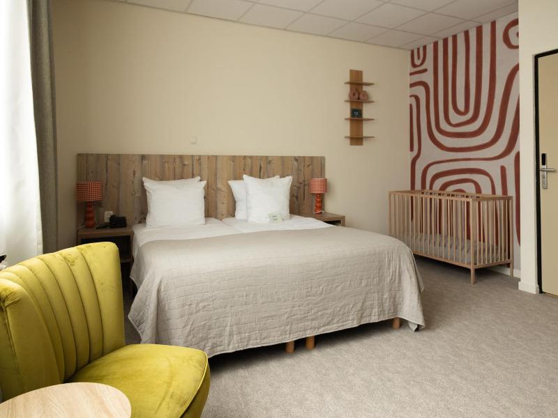Forest Hotel image