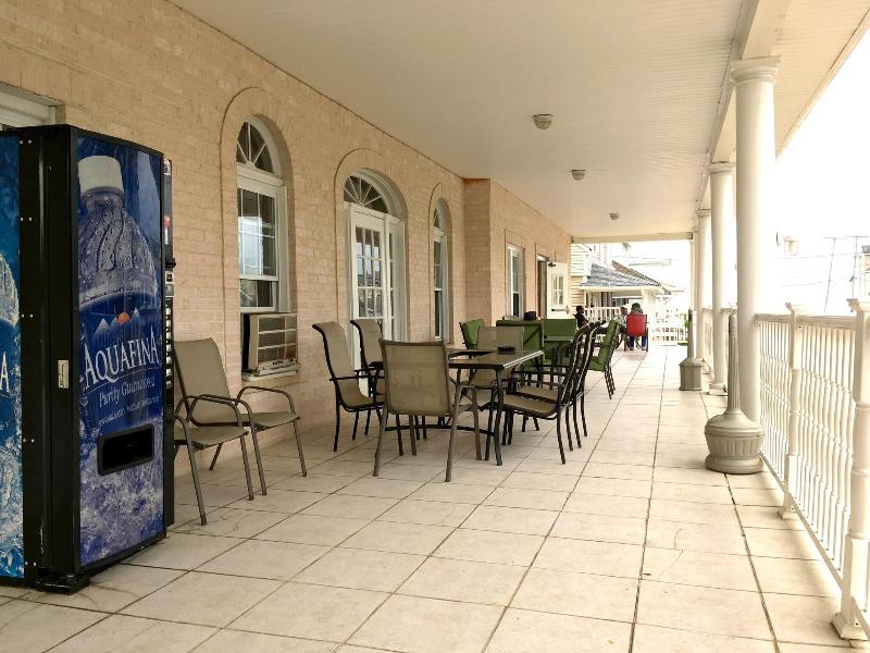 The Belmar Inn image