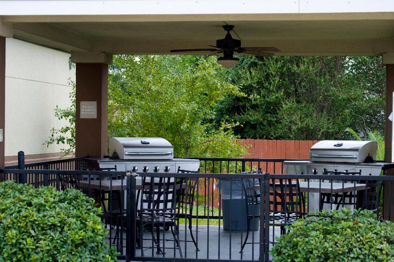Candlewood Suites VICTORIA