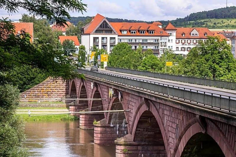Zur Schönen Aussicht image