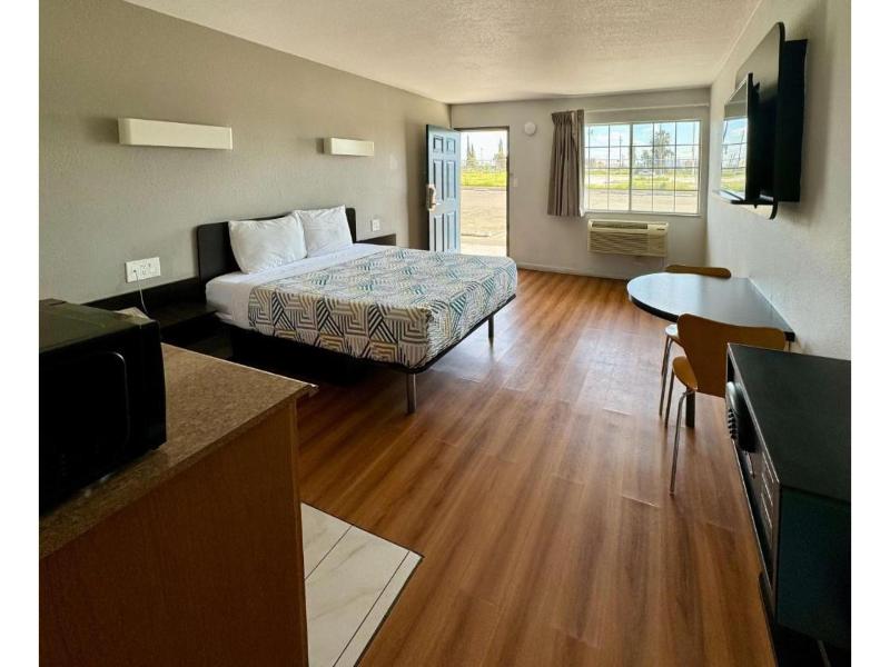 Motel 6-Delano, CA GA photo 8