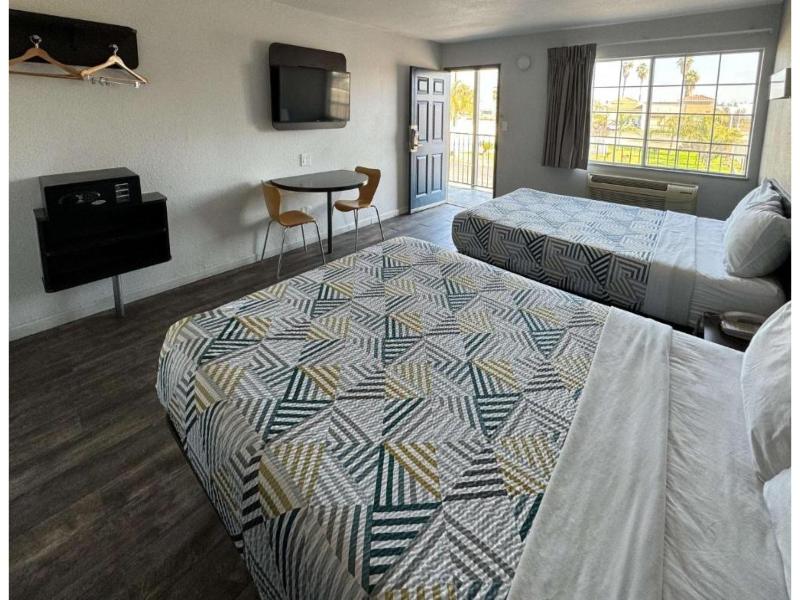 Motel 6-Delano, CA GA photo 19