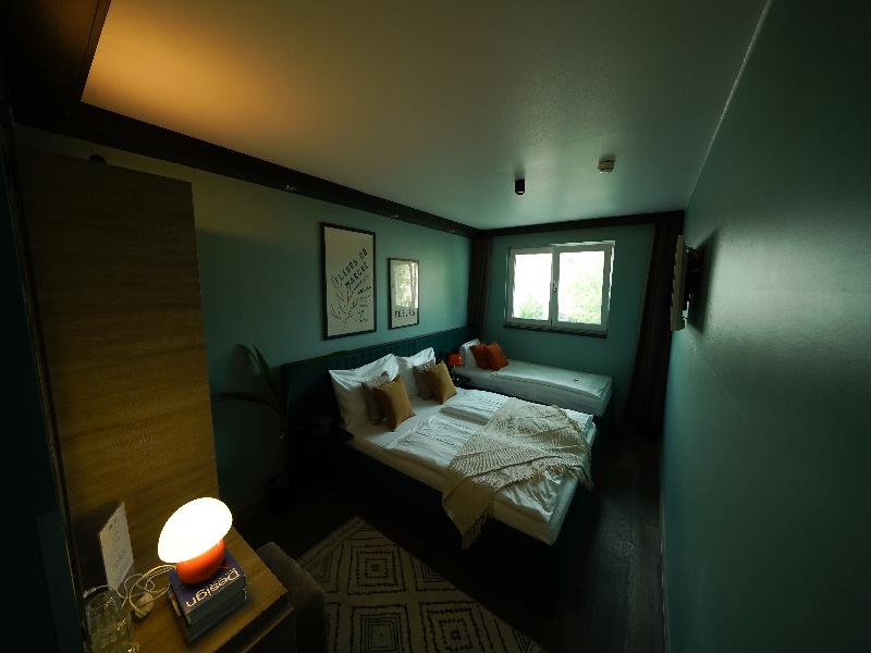 Hotel BEE GREEN Schoenbrunn  image