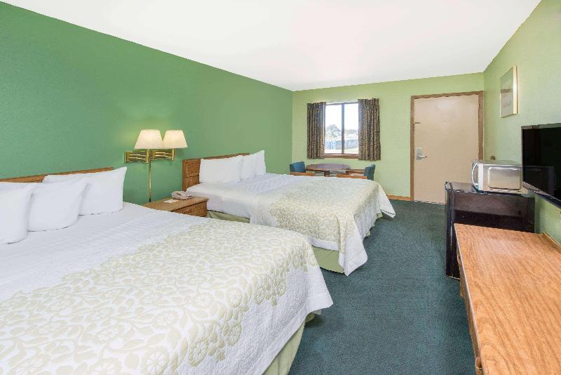 Days Inn by Wyndham Mountain Grove