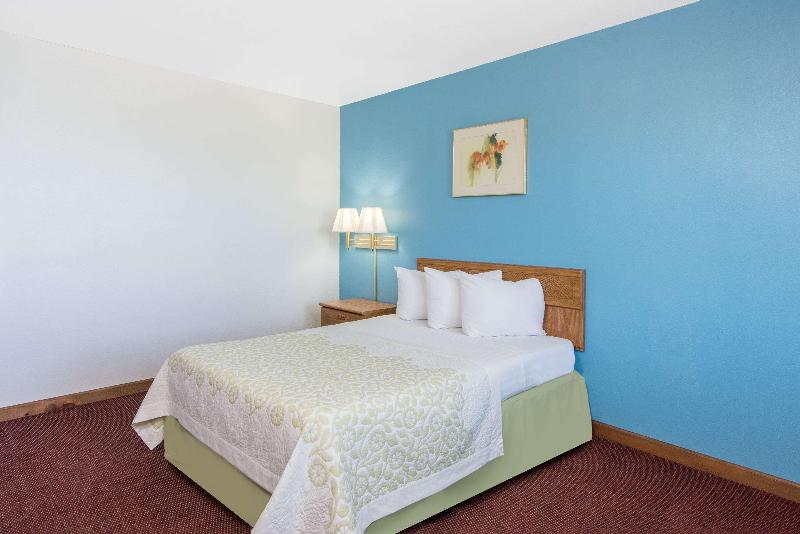Bed room