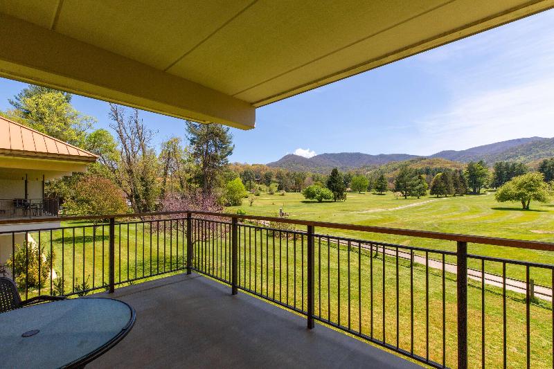 Waynesville Inn and Golf Club, Tapestry Collection image