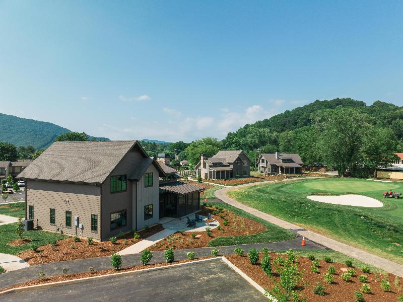 Waynesville Inn and Golf Club, Tapestry Collection image