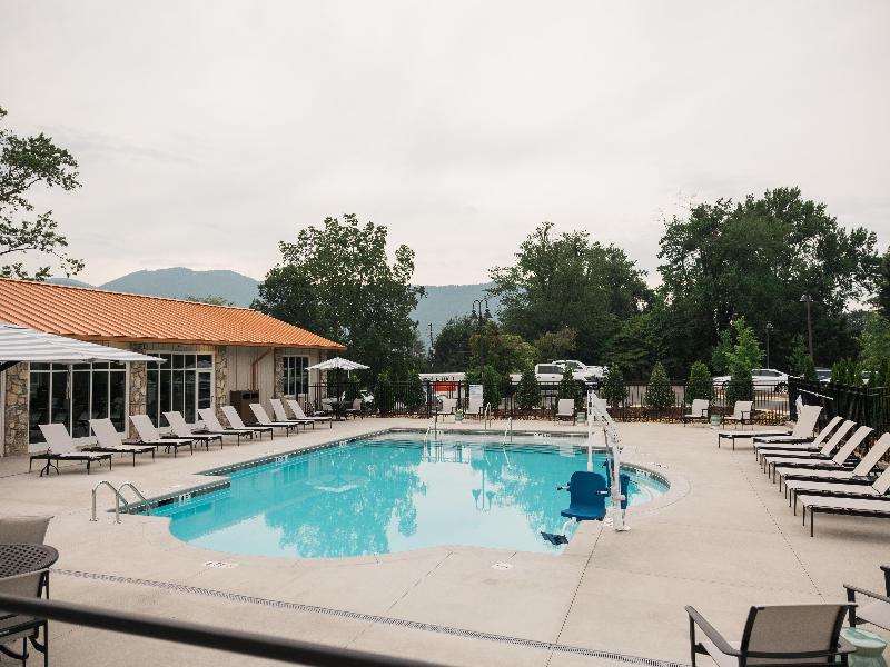 Waynesville Inn and Golf Club, Tapestry Collection image