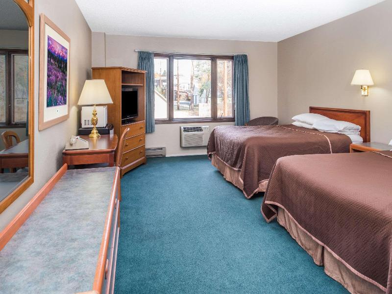 Travelodge By Wyndham Kalispell image
