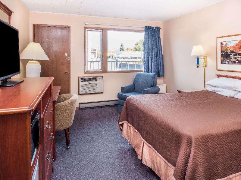 Travelodge By Wyndham Kalispell image