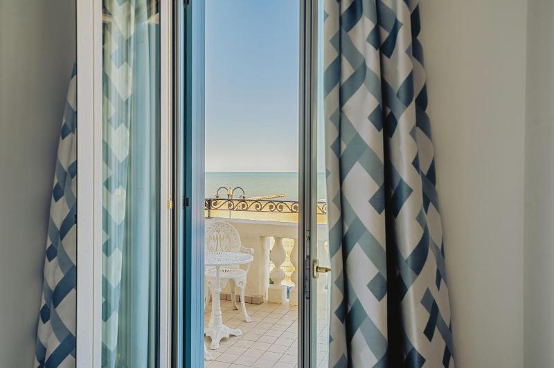 Casa Bianca al Mare image
