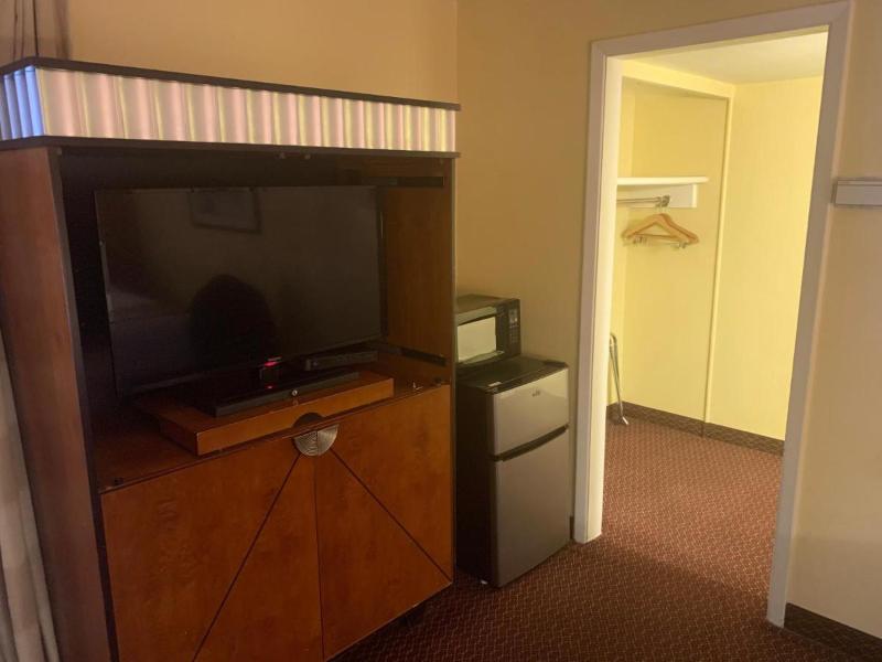 SureStay by BestWestern Chambers Petrified Forest image