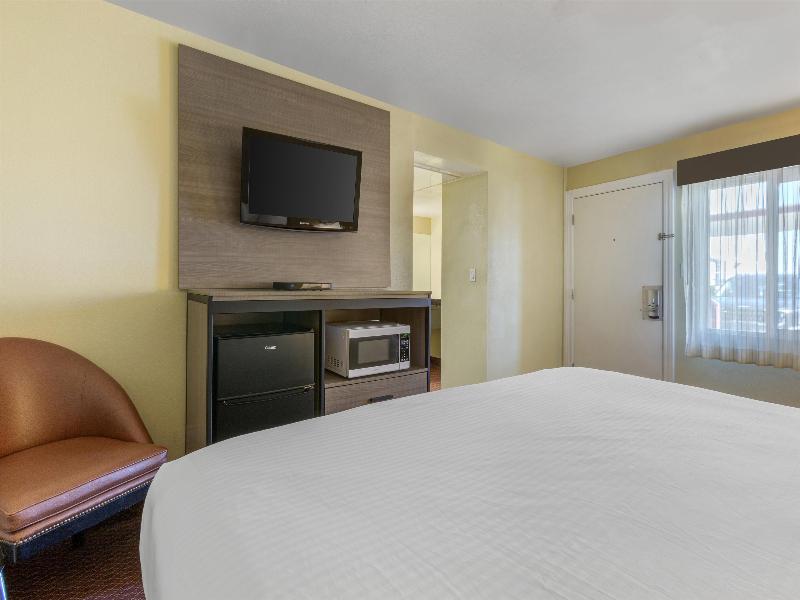 SureStay by BestWestern Chambers Petrified Forest image