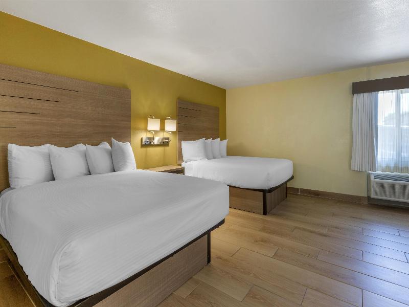 SureStay by BestWestern Chambers Petrified Forest image