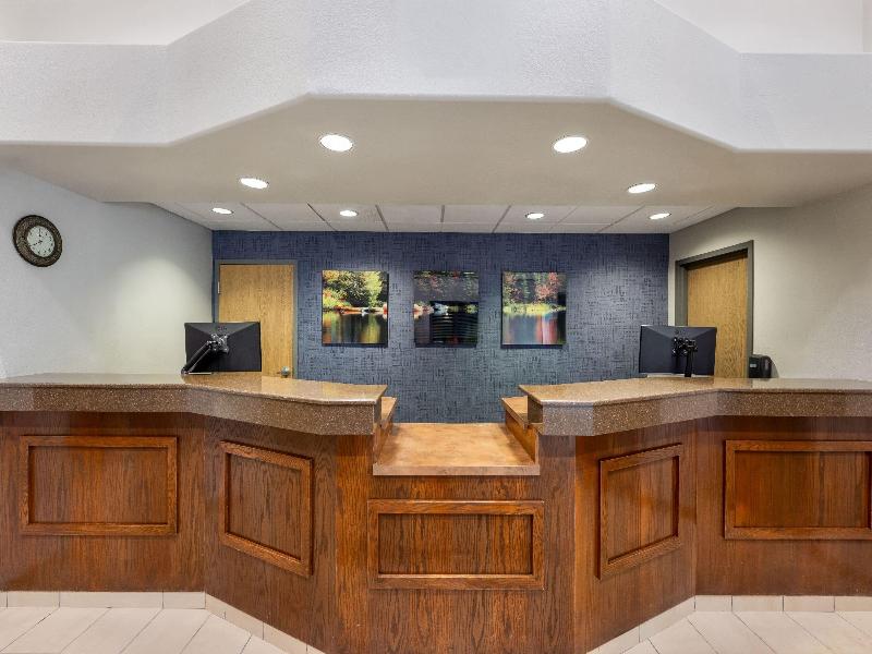 Days Inn by Wyndham Thunder Bay North image