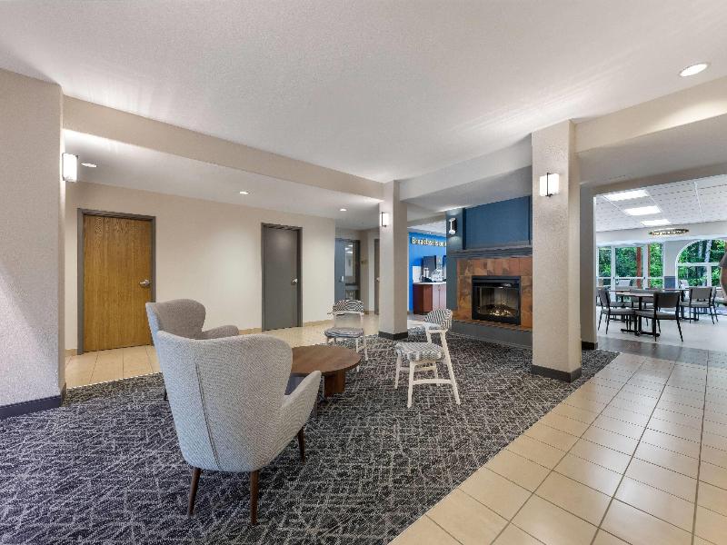 Days Inn by Wyndham Thunder Bay North image