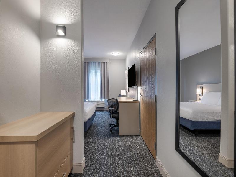 Days Inn by Wyndham Thunder Bay North image