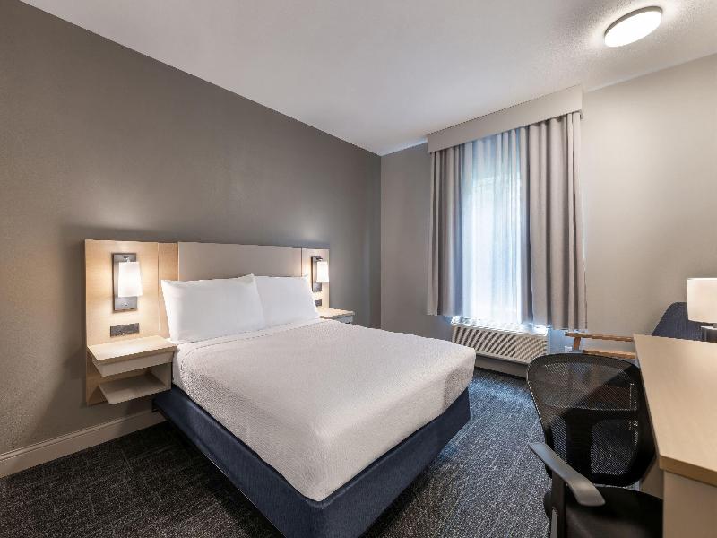 Days Inn by Wyndham Thunder Bay North image