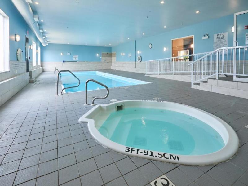 Holiday Inn Express Swift Current