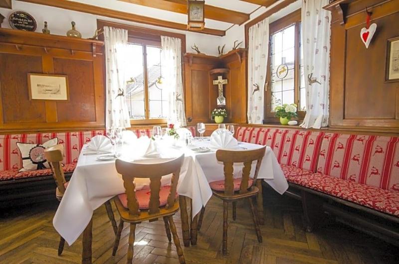 Badischer Landgasthof Hirsch image