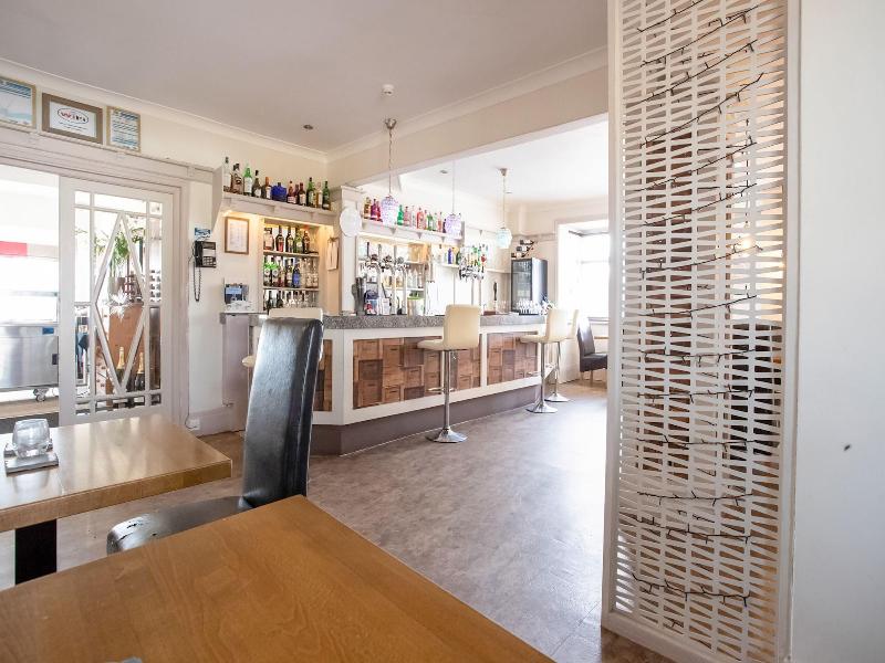 OYO Cliffemount Hotel