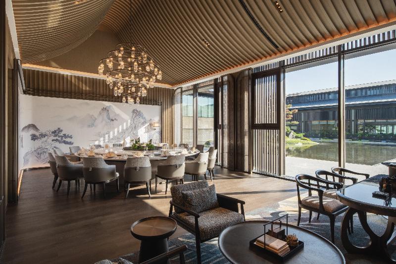Crowne Plaza Xiangyang image
