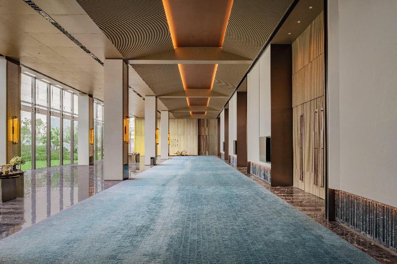 Crowne Plaza Xiangyang image