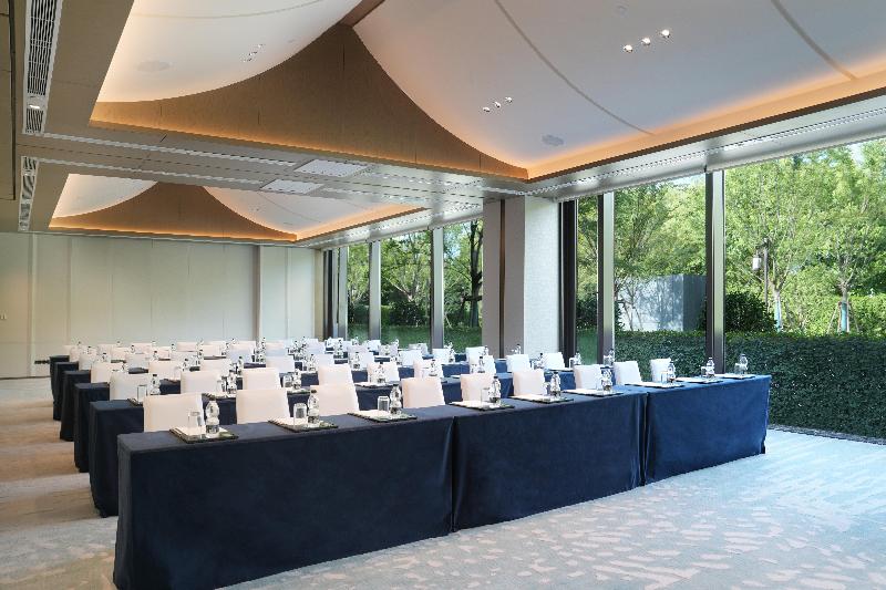 Crowne Plaza Xiangyang image