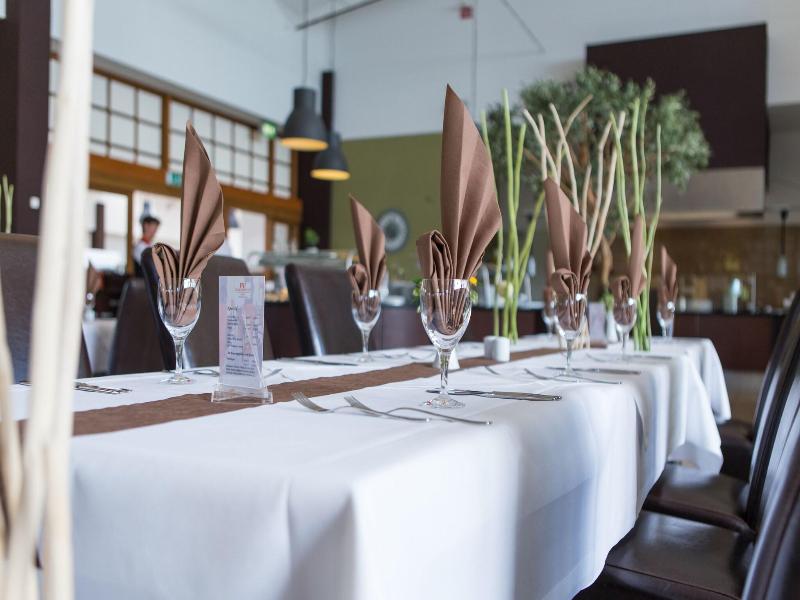 Vier Jahreszeiten Zingst image