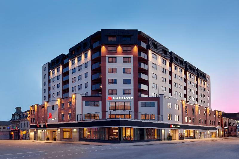Kingston Marriott Hotel