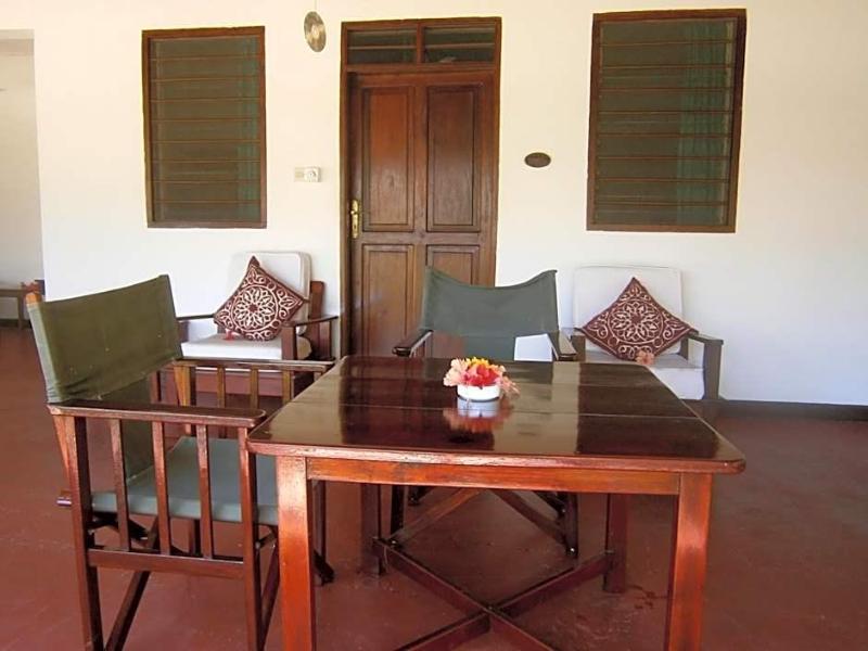 Flame Tree Cottages image