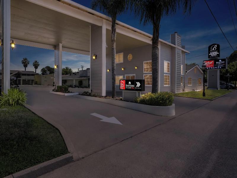 HomeTowne Stu by Red Roof Yuba C Bonanza–Marysvill image