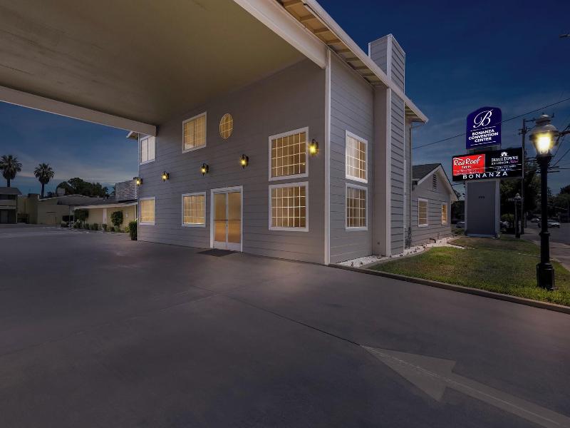 HomeTowne Stu by Red Roof Yuba C Bonanza–Marysvill image