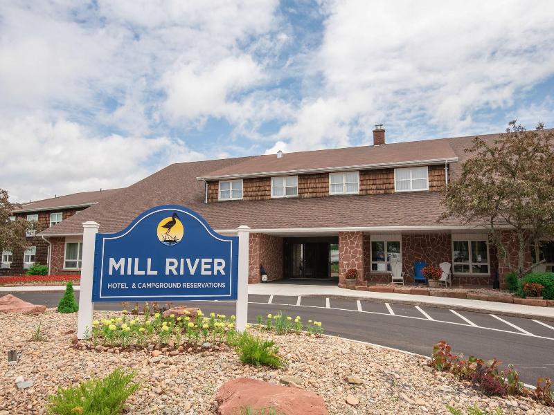 Mill River Resort