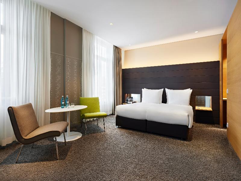Dorint Parkhotel Jordanbad image