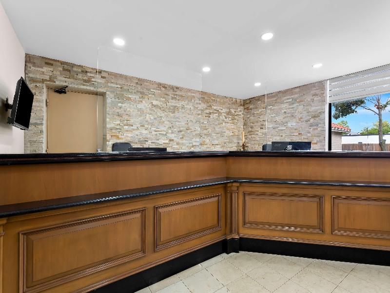 Surestay Plus By Best Western Windsor image