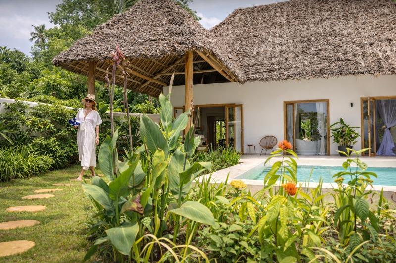 Zanzi Resort Private Paradise image