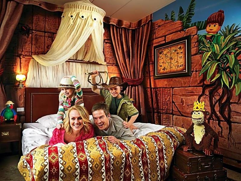 Lakeview Inn & Suites Hinton image