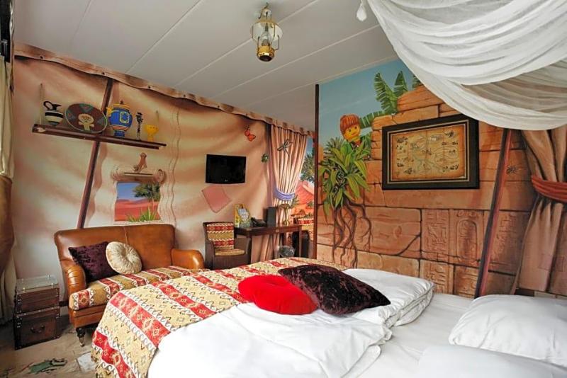 Lakeview Inn & Suites Hinton image