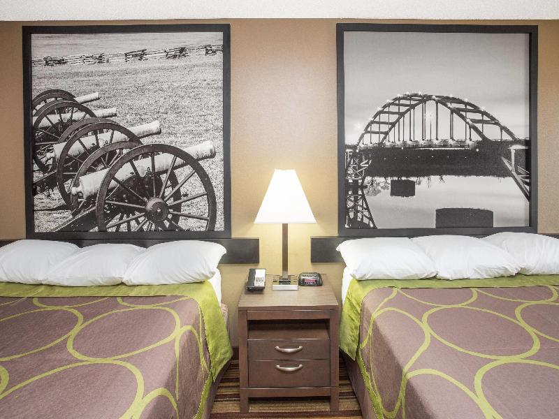 Super 8 By Wyndham Springdale Ar image