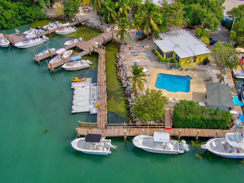Captain Pips Marina & Hideaway image