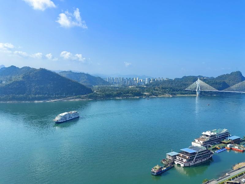 Crowne Plaza Yichang — general view
