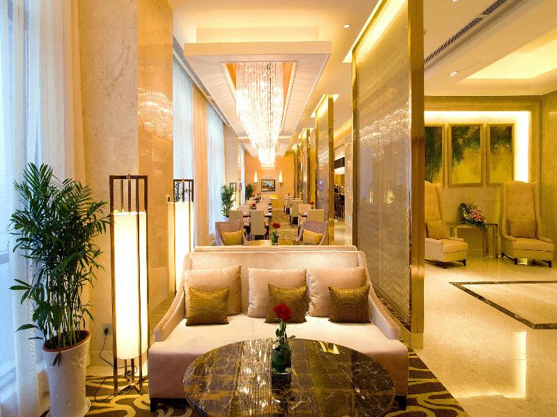 Crowne Plaza Yichang image