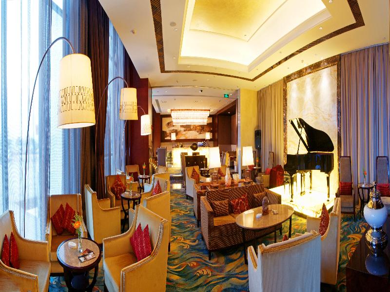 Crowne Plaza Yichang image