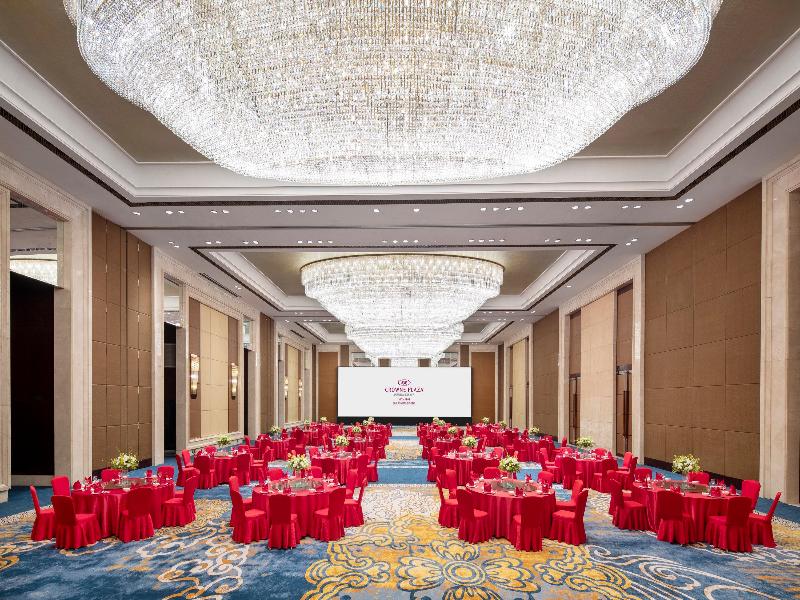 Crowne Plaza Yichang image